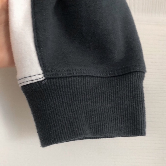 Tommy Hilfiger sweatpants - Picture 3 of 7